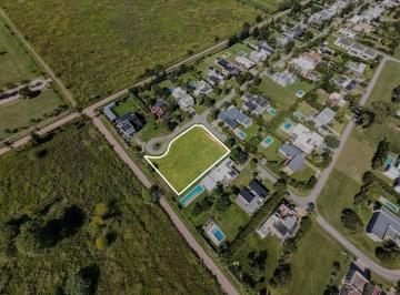 Terreno · 1516m² · Terreno en Venta en Aires del Llano - Santo Tome