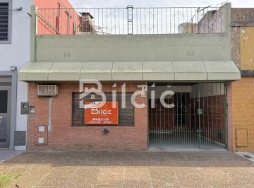 Casa · 158m² · 7 Ambientes · 1 Cochera · Casa en Venta de 7 Amb en Lanus
