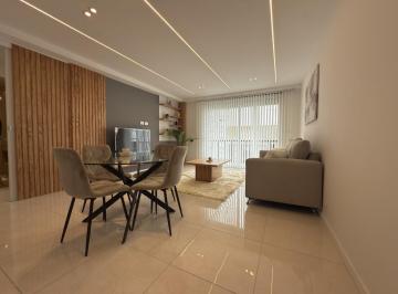 Departamento · 68m² · 3 Ambientes · Venta - 3 Ambientes - Balcon a La Calle - Reciclado y Amoblado - Centro
