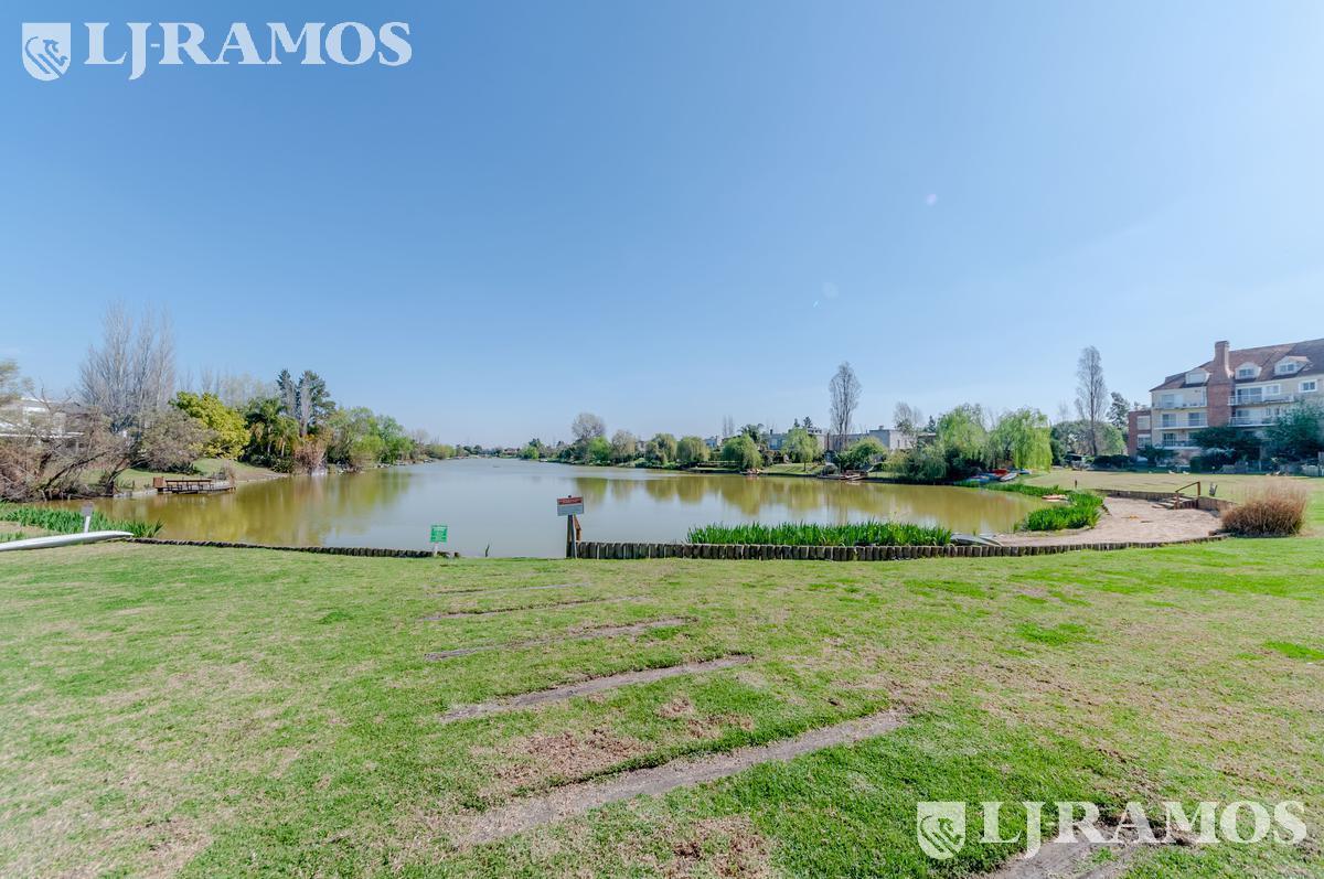 Barrio Santa Barbara, Bancalari. Complejo Lagunas.