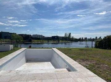 Casa · 180m² · 5 Ambientes · 2 Cocheras · Casa en Venta de 5 Ambientes a La Laguna en Una Planta en Barrio San Matias Puertos Canton Escobar F