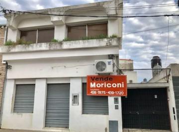 Casa de 6 ambientes, Rosario · Casa 2 Plantas