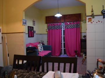 PH · 75m² · 4 Ambientes · PH 4 Ambientes - Gran Patio - Apto Credito - en Venta en Lanús Oeste