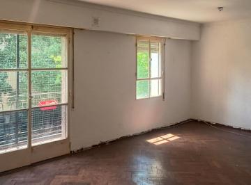 Departamento · 75m² · 4 Ambientes · Venta - Departamento 2 Dorm. Ideal Reciclado Oportunidad