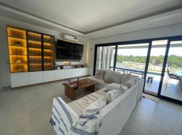 Casa de 6 ambientes, Costa Esmeralda · Golf II 501 P/9 Pax C/pileta Climatizada