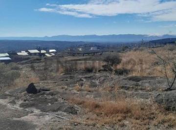 Terreno · 2000m² · Terreno de 2000 m en Barrio Semi - Cerrado en Tanti