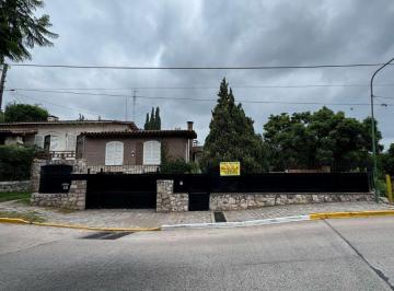 Casa de 3 ambientes, Unquillo · Pesasi - Migliori, Bienes Raíces - Unquillo - Vende Importante Propiedad Centrica