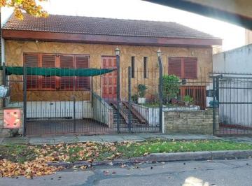 Casa de 4 ambientes, Morón · Chalet en Venta Apto Credito Bancario, Castelar Norte