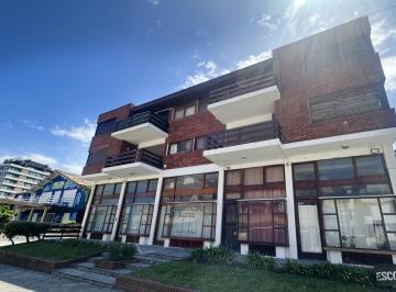 Departamento · 70m² · 4 Ambientes · Departamento en Venta Pinamar - Zona Centro Playa