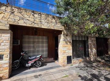 Casa · 82m² · 3 Ambientes · Casa 3 Ambientes - Ituzaingó
