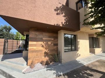 Departamento · 105m² · 4 Ambientes · 2 Cocheras · Duplex 4 Ambientes Los Pinares - Apto Credito