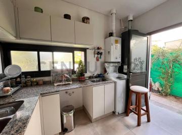 Casa · 185m² · 4 Ambientes · 2 Cocheras · Las Cortaderas 2, Apta Credito Hipotecario