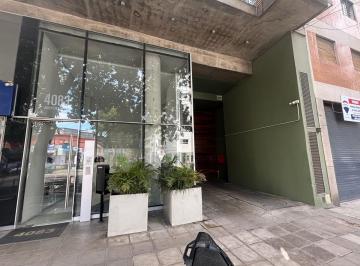 Garage , Almagro · Comoda Cochera Sobre Av Independencia