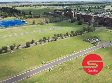 Terreno · 417m² · Terreno en Venta Barrio Fisherton Barrio Los Pasos del Jockey Sector Manzanas Abiertas 417 m²