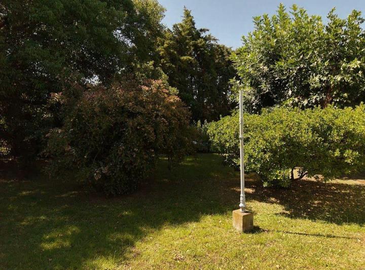 Casa · 1m² · 5 Ambientes · 1 Cochera