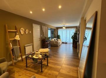 Casa · 188m² · 3 Dormitorios · 1 Cochera · Chalet en Venta, Colinas Peralta Ramos