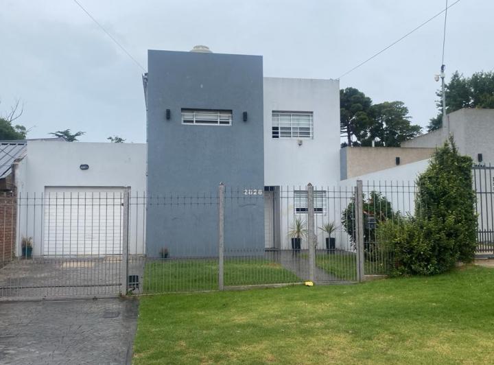 Casa · 188m² · 3 Dormitorios · 1 Cochera