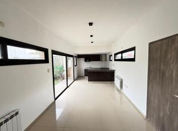PH de 4 ambientes, La Plata · Duplex en Venta, Jose Hernandez