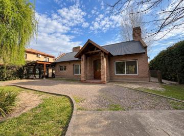 Casa · 150m² · 4 Ambientes · 1 Cochera · Casa en Venta 4 Ambientes Country San Patricio