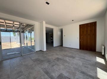 Casa de 5 ambientes, Mayor Drummond · Venta de Casa en Chacras de Coria. a Estrenar
