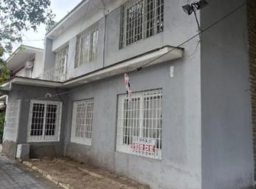 Casa · 170m² · 3 Dormitorios · Greenwood Inmobiliaria Vende Espectacular Esquina en Barrio Bombal!