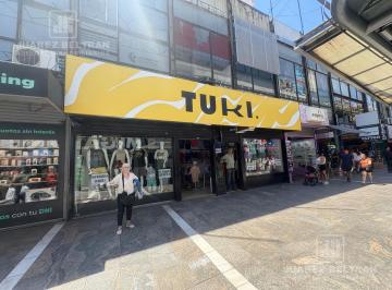 Local comercial · 70m² · 3 Ambientes · Local de 60 m² Oficina | Peatonal San Martin