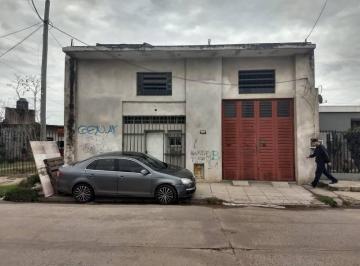 Bodega-Galpón · 221m² · Galpón en Venta Laferrere