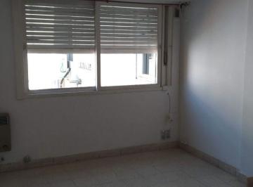 Departamento de 3 ambientes, La Plata · Departamento con 50 m² en Venta en La Plata