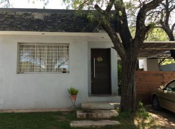 Casa de 4 ambientes, Córdoba · Complejo Cerrado Alquiler Casa Todo Planta Baja (2 Dorm, Cochera, Jardin, asador)