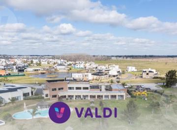Terreno · 899m² · Lote en Venta