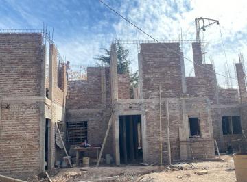 Departamento · 70m² · 3 Ambientes · 1 Cochera · Departamentos en Pozo en Venta, Mayor Drummond, Lujan de Cuyo