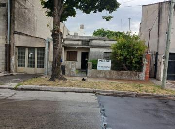 Casa de 3 ambientes, Vicente López · Casa a Refaccionar con 150 m² Terreno y 2 Habitaciones en Venta, Villa Martelli