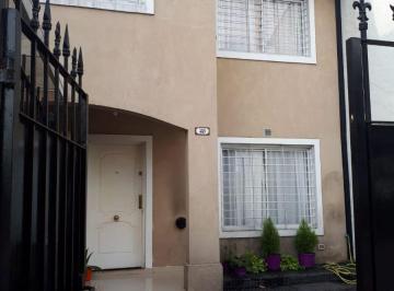 Casa de 4 ambientes, Ituzaingó · Duplex, 4 Ambientes, en Venta, Villa Udaondo.