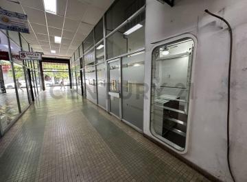 Local comercial · 78m² · Venta Local en San Isidro a 1 Cuadra de Peatonal y Estacion de Tren Mitre