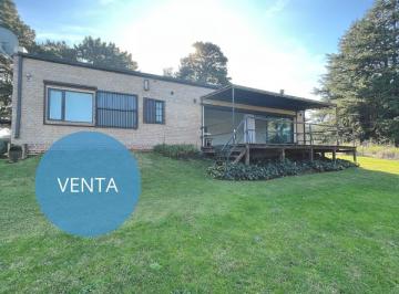 Casa · 120m² · 4 Ambientes · Hermosa Casa en Zona La Elena, Tandil