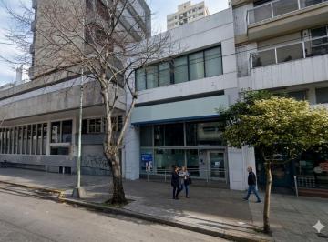 Local comercial · 850m² · Local en Centro