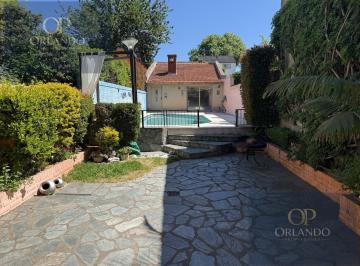 Casa de 4 ambientes, Vicente López · Casa en Venta 3 Dorm. con Dependencia y Piscina