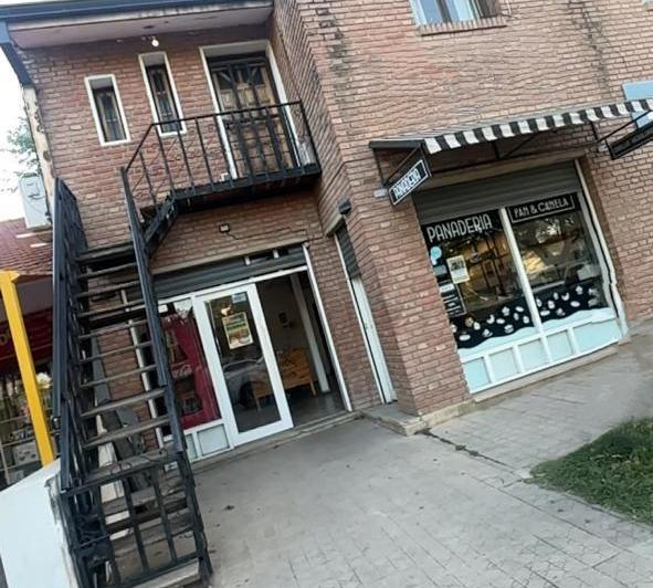 Local comercial · 105m² · 3 Ambientes