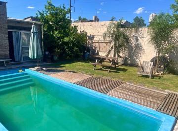 Casa · 120m² · 6 Ambientes · 2 Cocheras · Casa 6 Ambientes con Pileta en Venta Paso del Rey