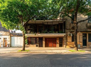 Casa · 151m² · 5 Ambientes · 1 Cochera · Venta Casa 3 Dorm. con Cochera y Patio Abasto Rosario