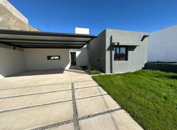 Casa de 3 ambientes, Córdoba · Venta Casa en Docta, Nobu Town - 3 Dorm., a Estrenar