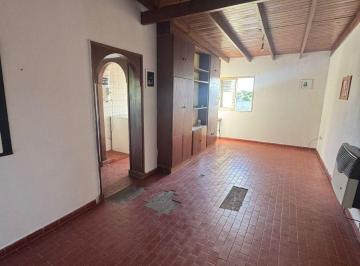 Departamento de 3 ambientes, La Plata · Departamento de 3 Ambientes en Segundo Piso con Estacionamiento y Baulera Privada - ¡Oportunidad!