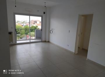 Departamento · 70m² · 3 Ambientes · Departamento 3 Ambientes C/balcon en Alquiler en Lanús Oeste