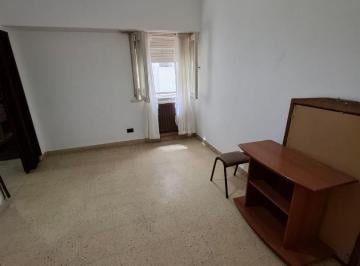 Departamento · 43m² · 2 Ambientes · Dto. 2 Amb. C/fte. 43 m². - Centro