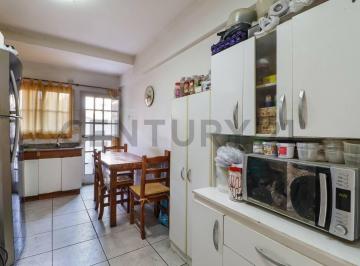 Departamento · 78m² · Venta Departamento en Pb Castelar Centro con Estacionamiento