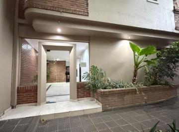 Departamento de 2 ambientes, La Plata · Departamento en Alquiler de 1 Dormitorio con Balcon en 62 Entre 1 y 2
