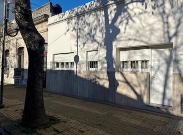 PH · 89m² · 4 Ambientes · Calle 6 E/ 61 y 62 | PH en Venta de Tres Dorm.