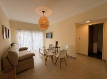 Departamento · 43m² · 2 Ambientes · Venta - 2 Ambientes - a La Calle con Balcon - Vista Al Mar - Centro