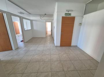 Oficina comercial · 124m² · 5 Ambientes · Alquiler de Oficinas Centro General Roca