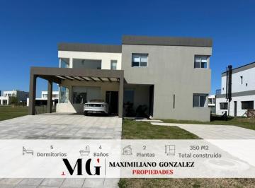 Casa · 350m² · 6 Ambientes · 1 Cochera · Casa Venta y Alquiler Terralagos Canning